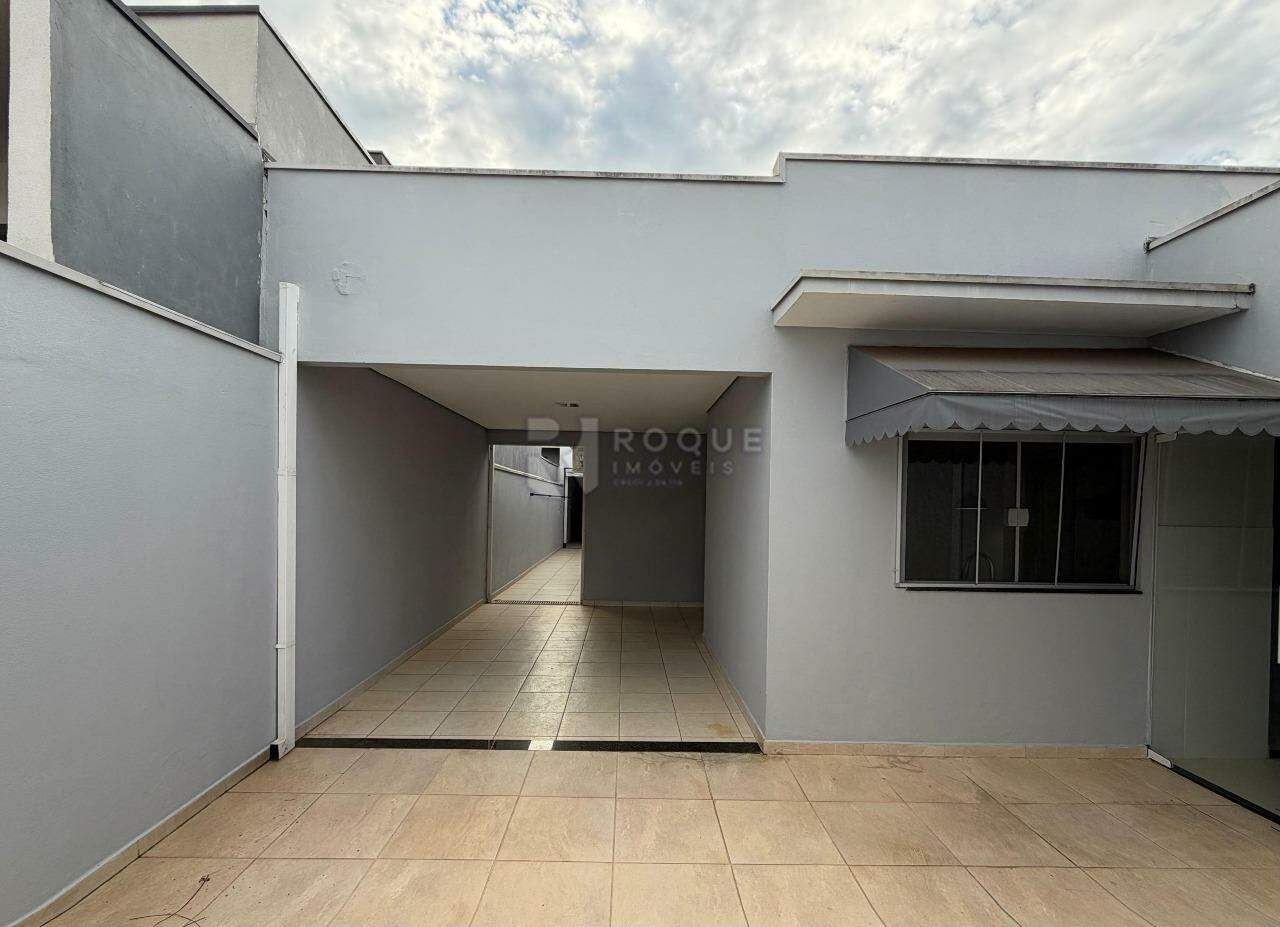 Casa em condomínio para aluguel no bairro Jardim Residencial Campo Novo: Garagem