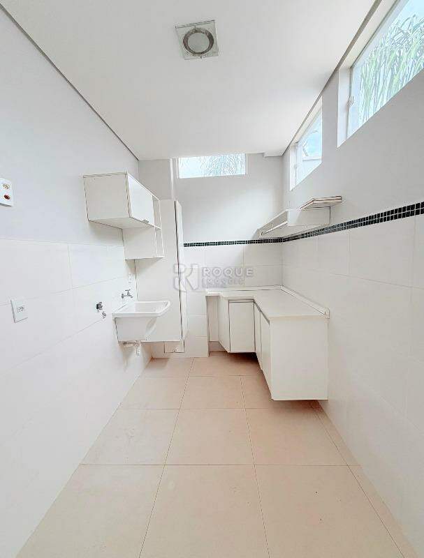 Casa em condomínio para aluguel no bairro Jardim Residencial Campo Novo: Área de Serviço