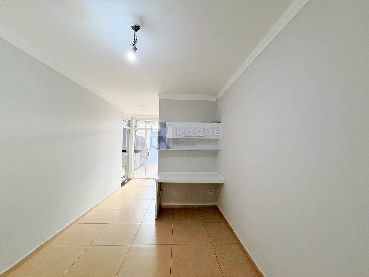 Casa em condomínio para aluguel no bairro Jardim Residencial Campo Novo: Escritório
