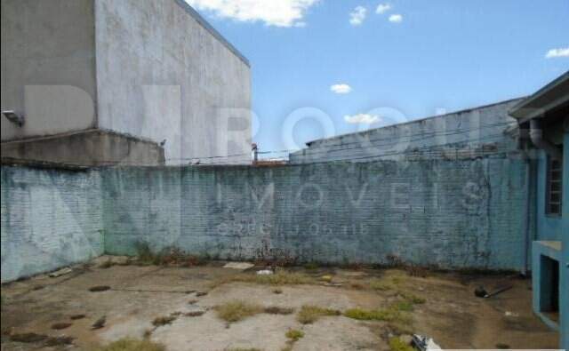 Casa Residencial à venda no bairro Jardim Presidente Dutra: 