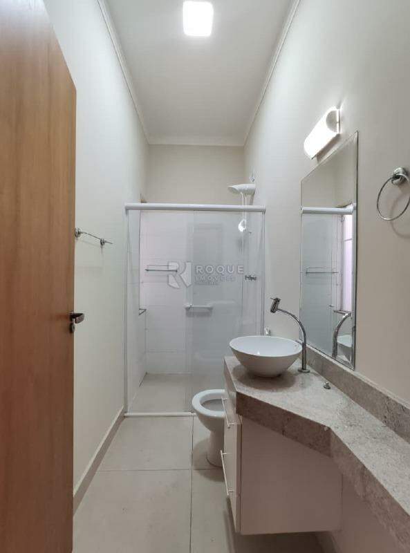Casa em condomínio para aluguel no bairro Jardim São Rafael: Wc social 