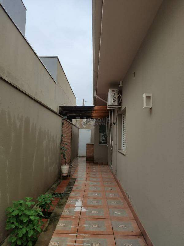Casa em condomínio para aluguel no bairro Jardim São Rafael: Corredor  esquerdo 