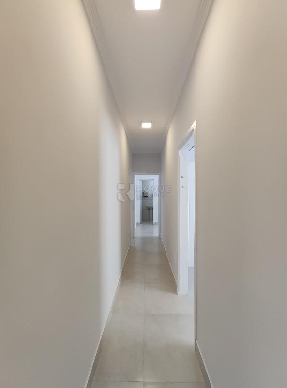 Casa Comercial para aluguel no bairro Vila Claudia: Hall 