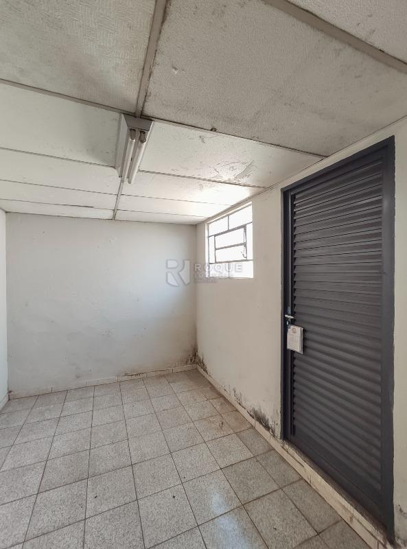 Barracão/Galpão para aluguel no bairro Jardim Piratininga: Sala 8