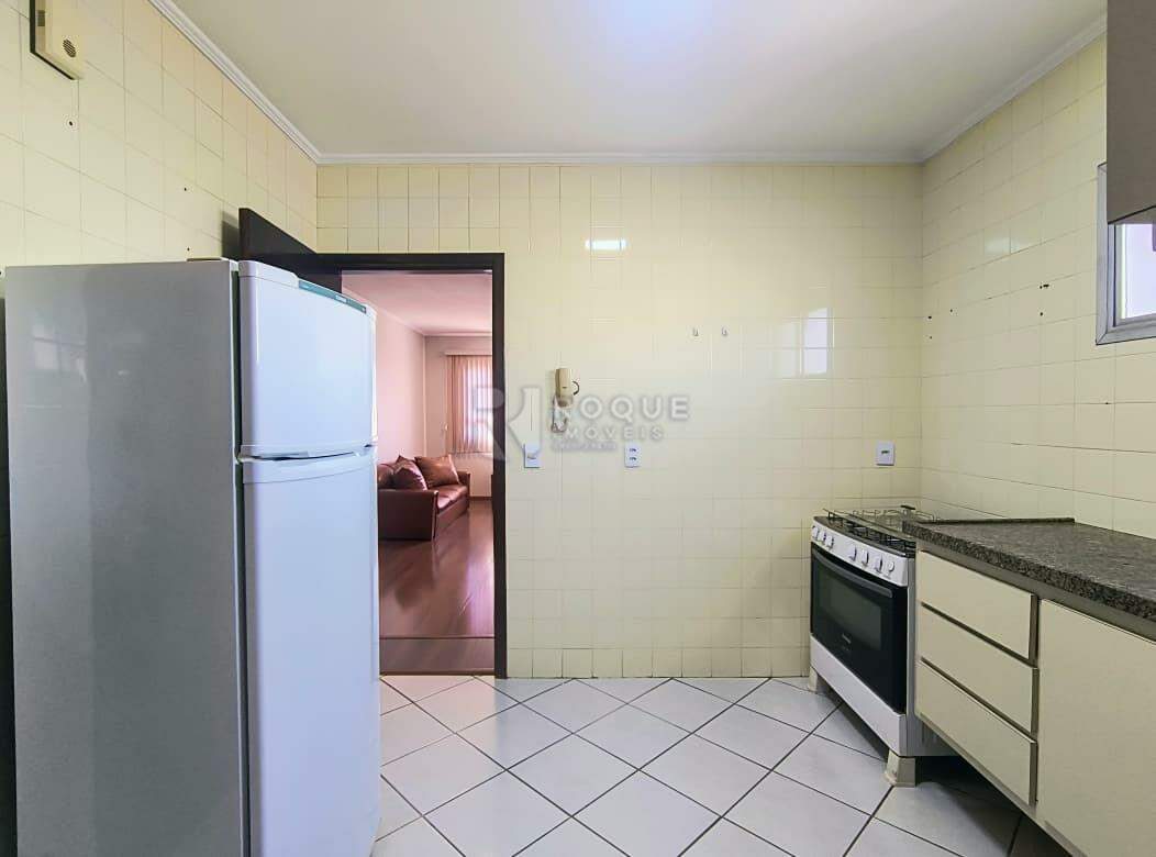 Apartamento para aluguel no bairro Centro: Cozinha 