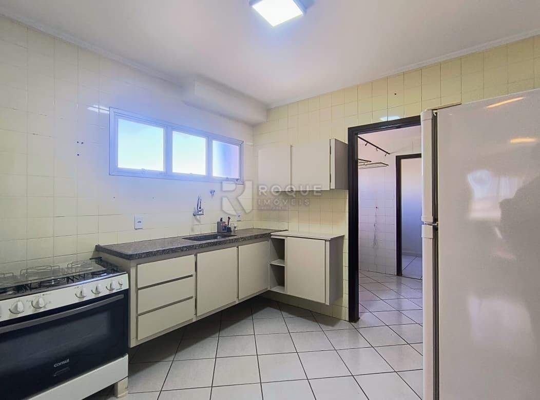 Apartamento para aluguel no bairro Centro: Cozinha 