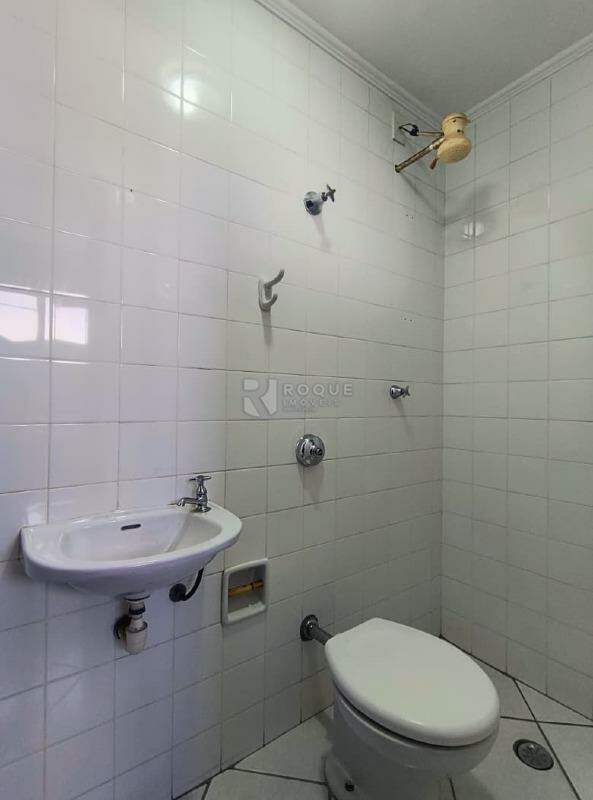 Apartamento para aluguel no bairro Centro: Wc serviços