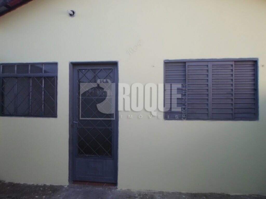 Casa Residencial para aluguel no bairro Jardim Residencial Graminha III: Fachada interna