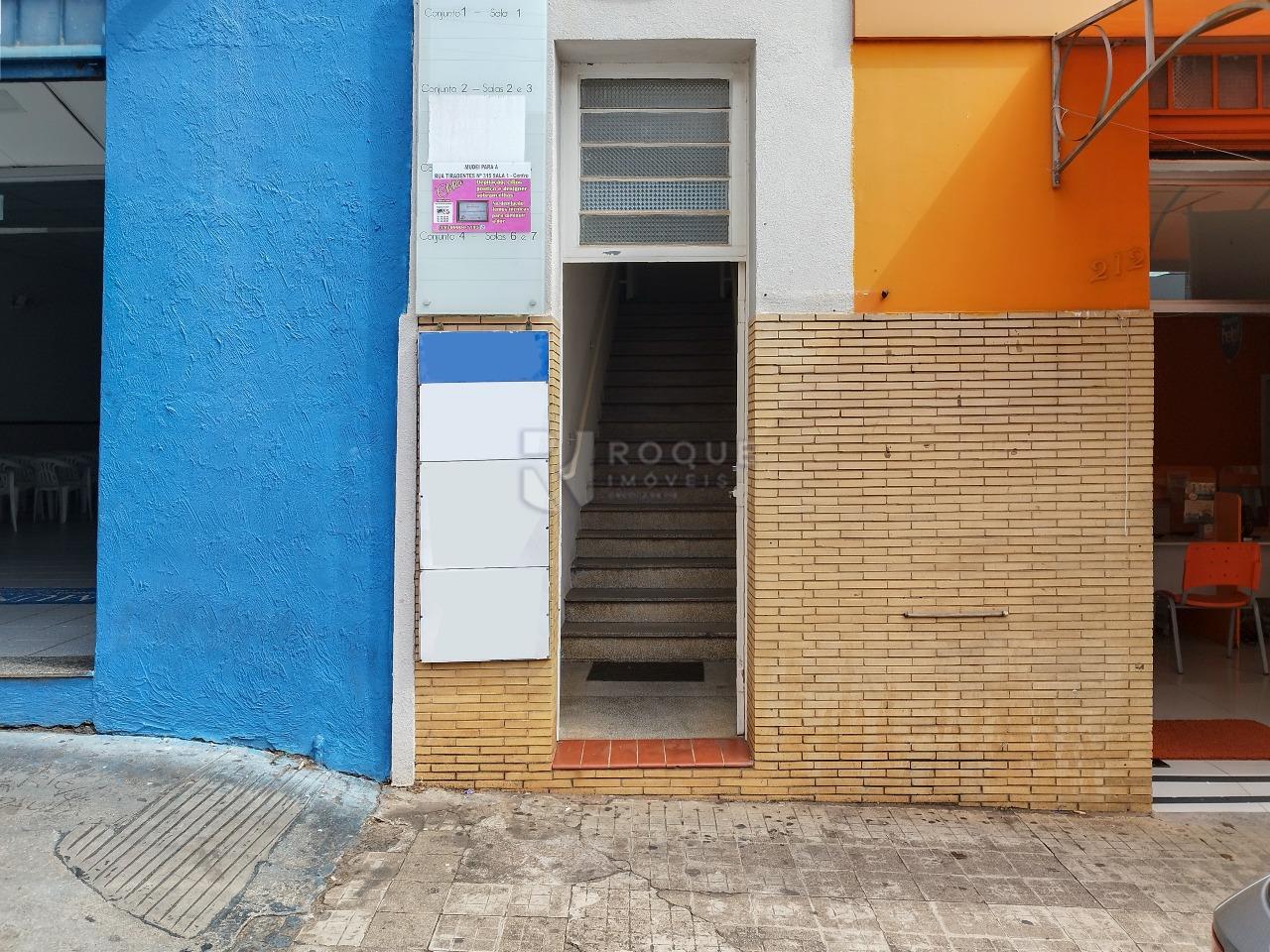 Salas/Conjuntos para aluguel no bairro Centro: Fachada 