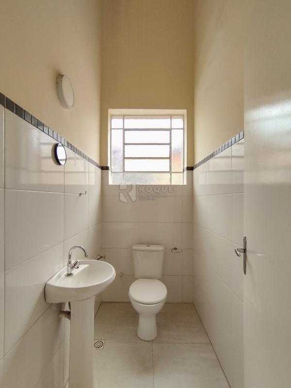 Salas/Conjuntos para aluguel no bairro Centro: WC 