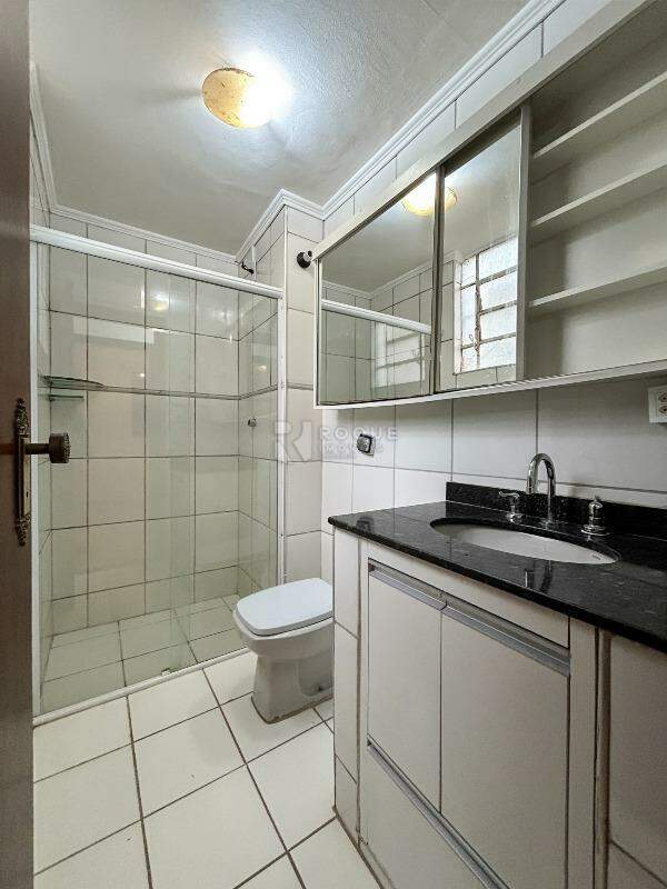 Apartamento para aluguel no bairro Vila Paulista: WC social 