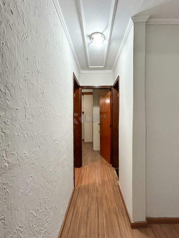 Apartamento para aluguel no bairro Vila Paulista: Hall 