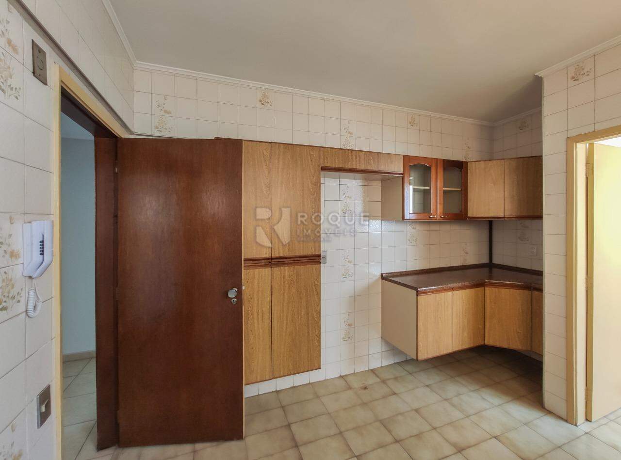 Apartamento para aluguel no bairro Centro: Cozinha 