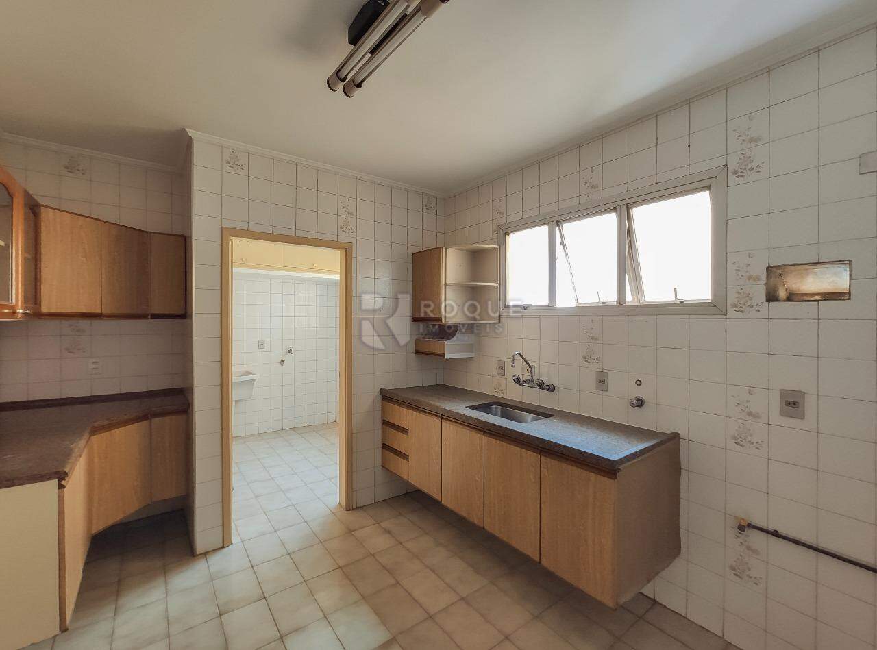 Apartamento para aluguel no bairro Centro: Cozinha 