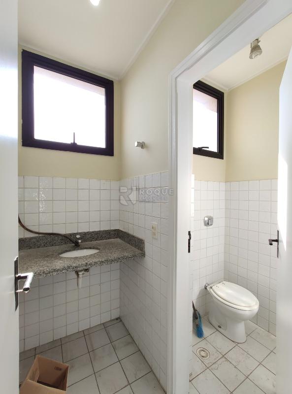 Salas/Conjuntos para aluguel no bairro Centro: WC social 4