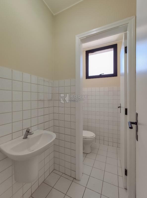 Salas/Conjuntos para aluguel no bairro Centro: WC social 2