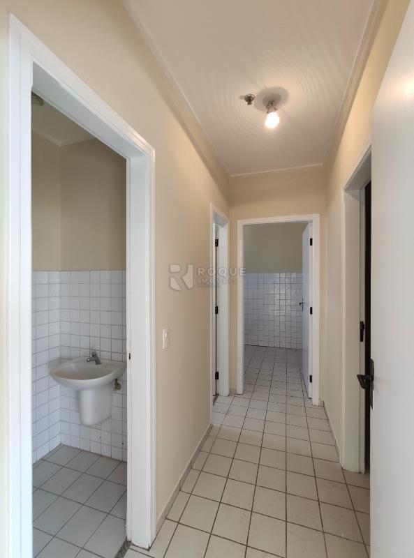 Salas/Conjuntos para aluguel no bairro Centro: Hall 