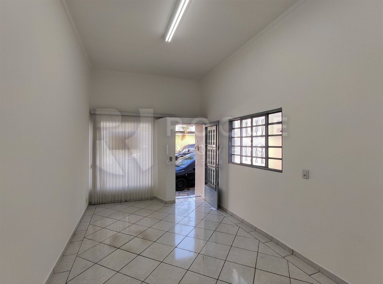 Casa Comercial para aluguel no bairro Centro: Sala 1