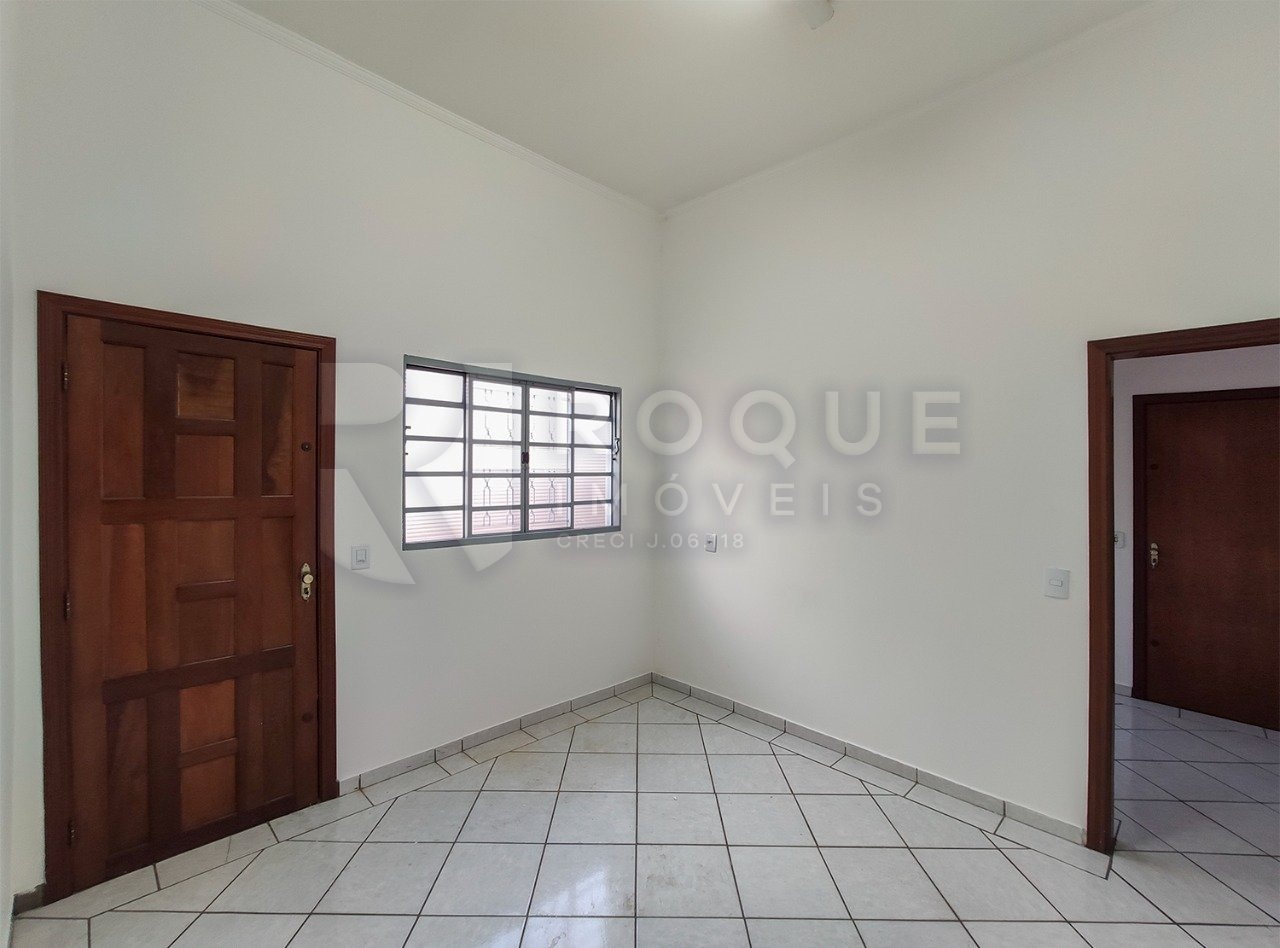 Casa Comercial para aluguel no bairro Centro: Sala 3