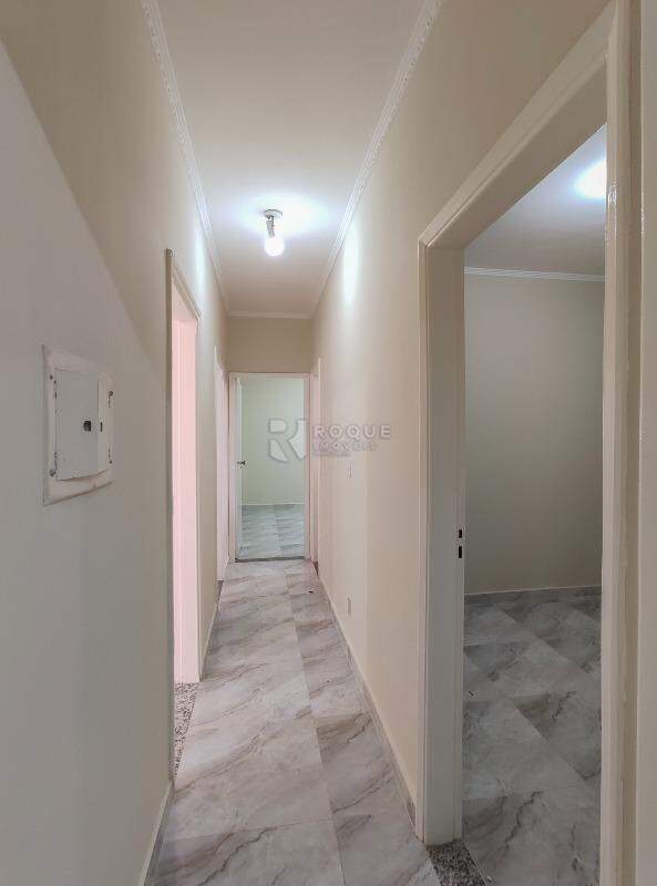 Casa Residencial para aluguel no bairro Vila São João: Hall