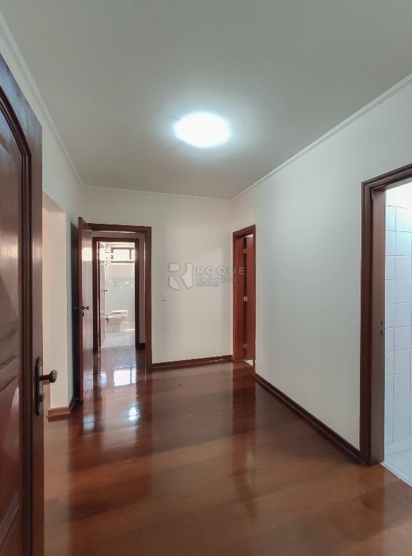 Apartamento para aluguel no bairro Centro: Hall de acesso 
