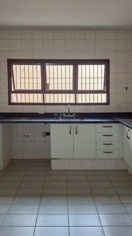 Apartamento para aluguel no bairro Centro: Cozinha 
