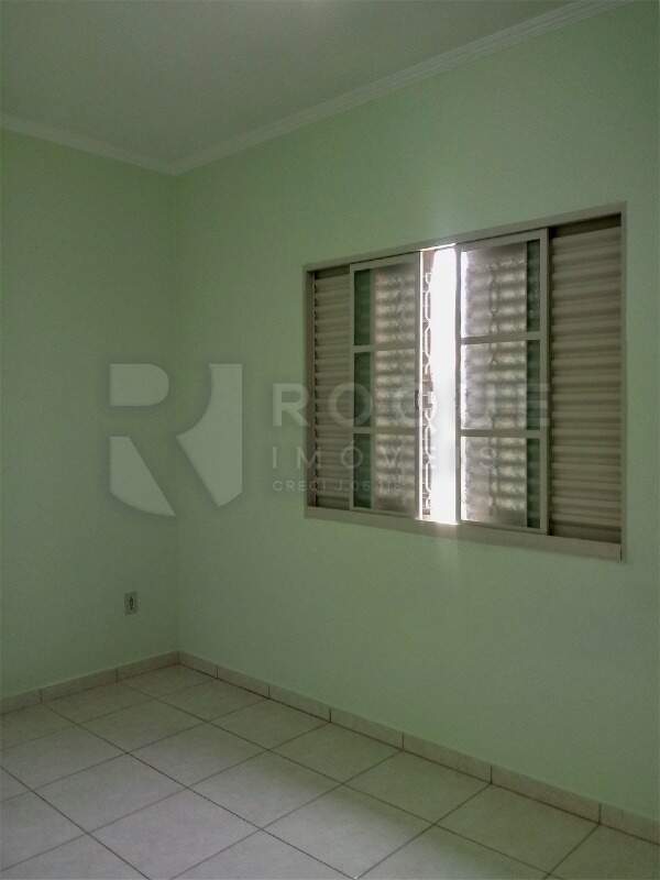 Casa Residencial para aluguel no bairro Vila Cristovam: Dormitório 2