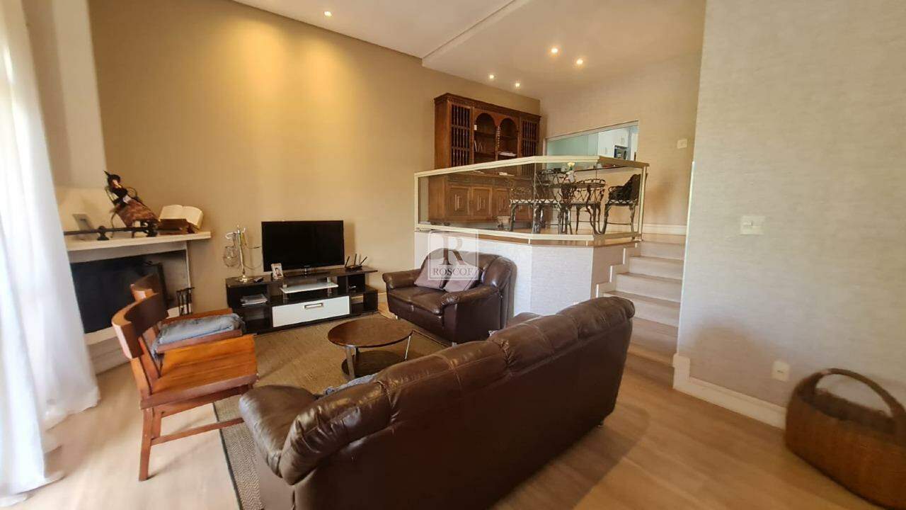 Roscoe Imobiliária Alphaville Lagoa dos Ingleses - Casa 4 quartos Quartos: Casa 4 quartos à venda no Alphaville 