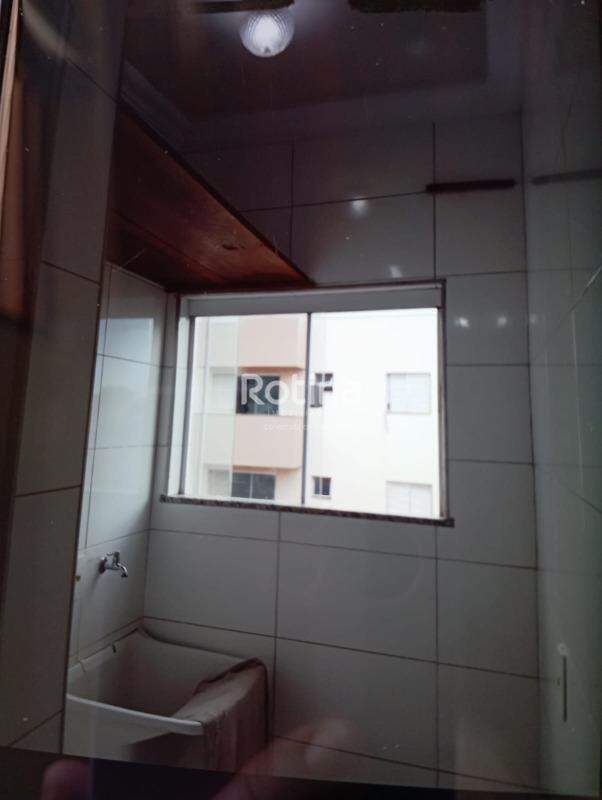 Apartamento à venda, 2 quartos em Uberlândia no bairro Santa Mônica no valor de R$ 315.000,00 - Rotina Imobiliária: 