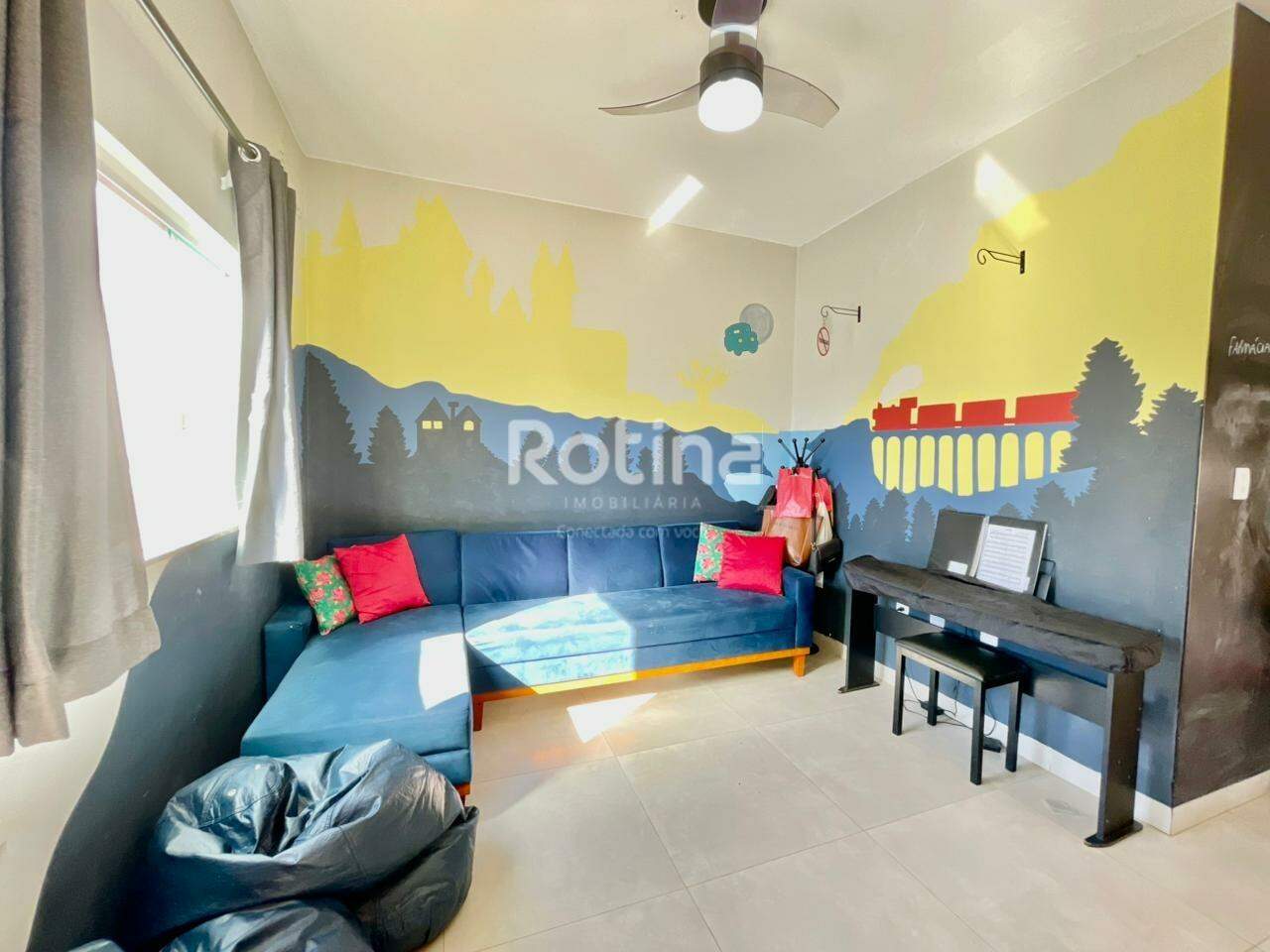 Casa à venda, 3 quartos em Uberlândia no bairro Presidente Roosevelt no valor de R$ 650.000,00 - Rotina Imobiliária: 
