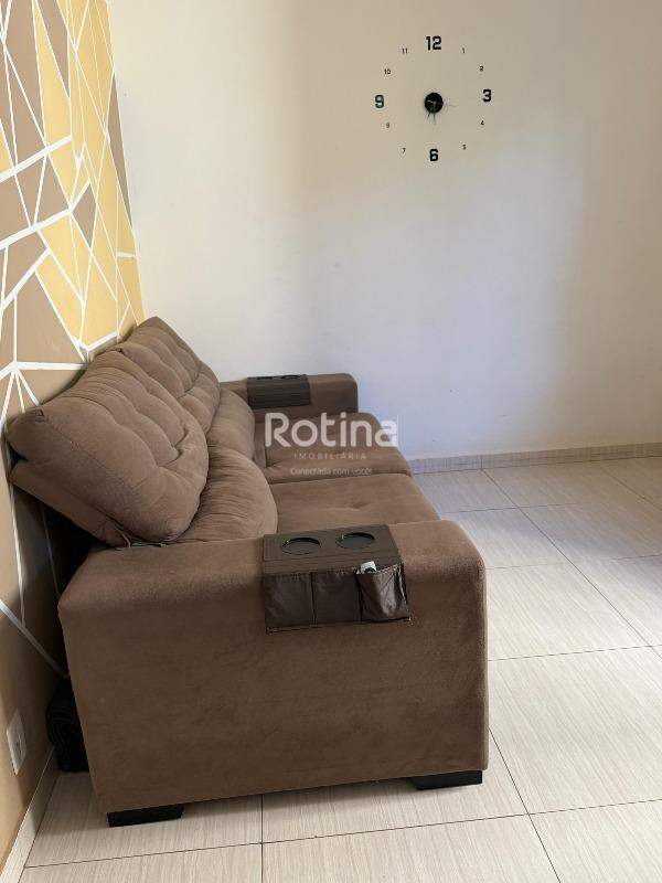 Apartamento para alugar, 2 quartos em Uberlândia no bairro Chacaras Tubalina e Quartel no valor de R$ 1.600,00 - Rotina Imobiliária: 