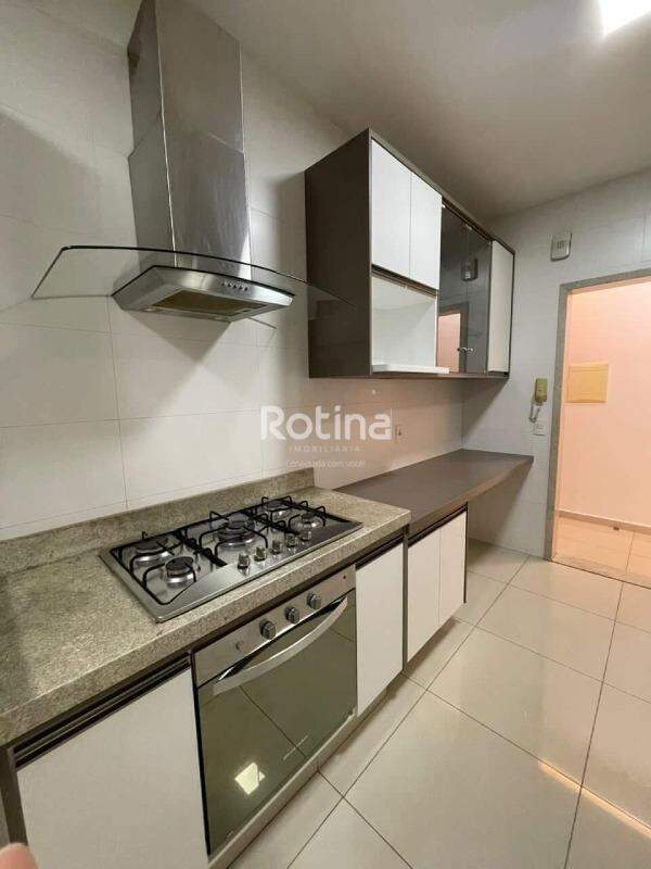 Apartamento à venda, 3 quartos em Uberlândia no bairro Santa Mônica no valor de R$ 680.000,00 - Rotina Imobiliária: 