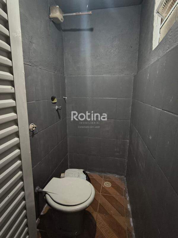 Casa à venda, 3 quartos em Uberlândia no bairro Jardim das Palmeiras no valor de R$ 520.000,00 - Rotina Imobiliária: 
