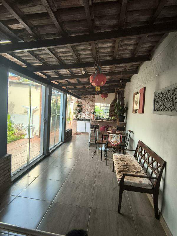 Casa à venda, 3 quartos em Uberlândia no bairro Jardim das Palmeiras no valor de R$ 520.000,00 - Rotina Imobiliária: 