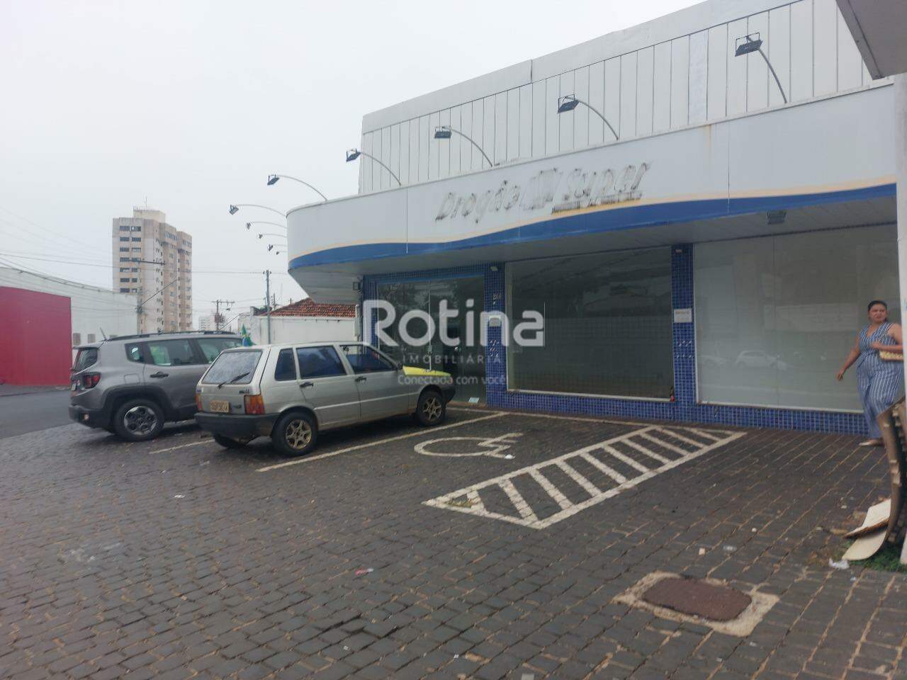 Loja para alugar, em Uberlândia no bairro Centro no valor de R$ 13.000,00 - Rotina Imobiliária: 