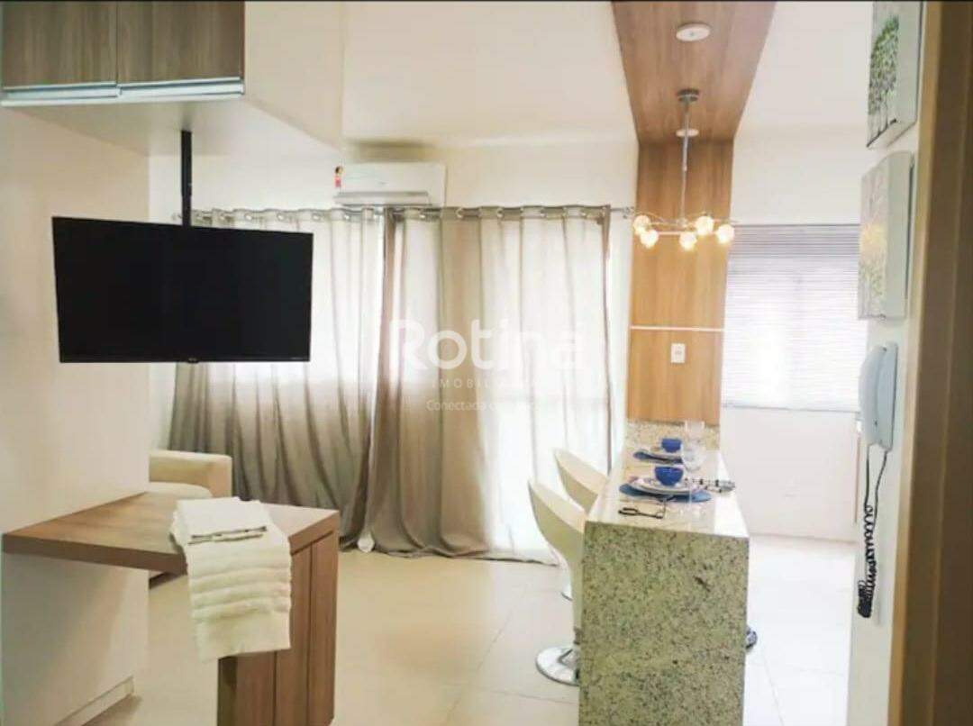 Flat para alugar, 1 quarto em Uberlândia no bairro Morada da Colina no valor de R$ 2.100,00 - Rotina Imobiliária: 