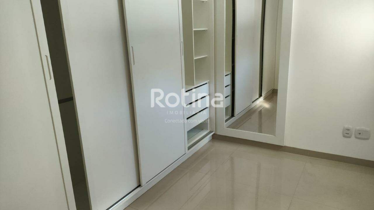 Apartamento para alugar, 3 quartos em Uberlândia no bairro Santa Mônica no valor de R$ 3.000,00 - Rotina Imobiliária: 