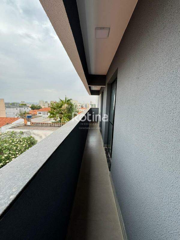 Apartamento à venda, 2 quartos em Uberlândia no bairro Santa Mônica no valor de R$ 450.000,00 - Rotina Imobiliária: 