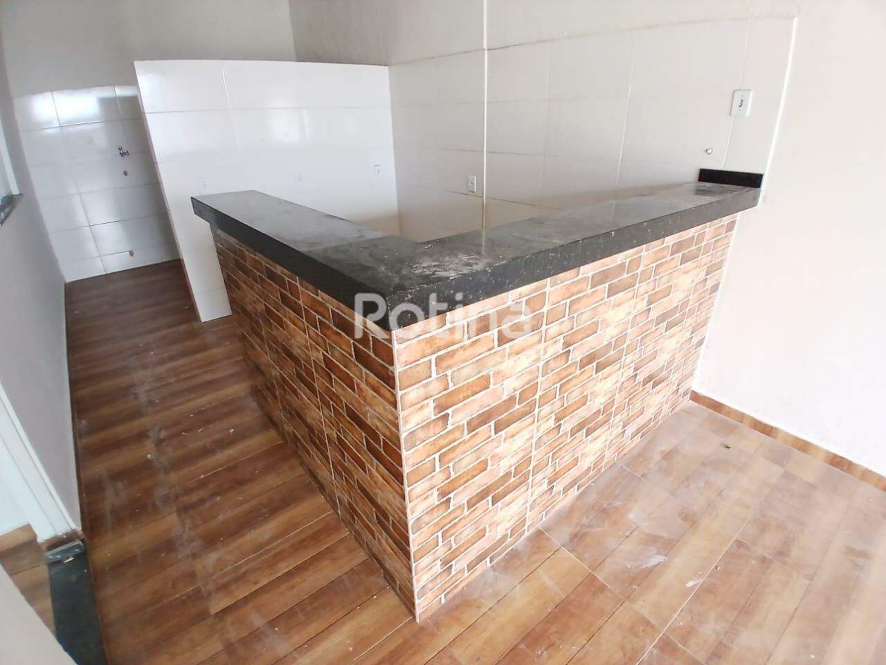 Casa para alugar, 3 quartos em Uberlândia no bairro Jardim Europa no valor de R$ 2.600,00 - Rotina Imobiliária: 