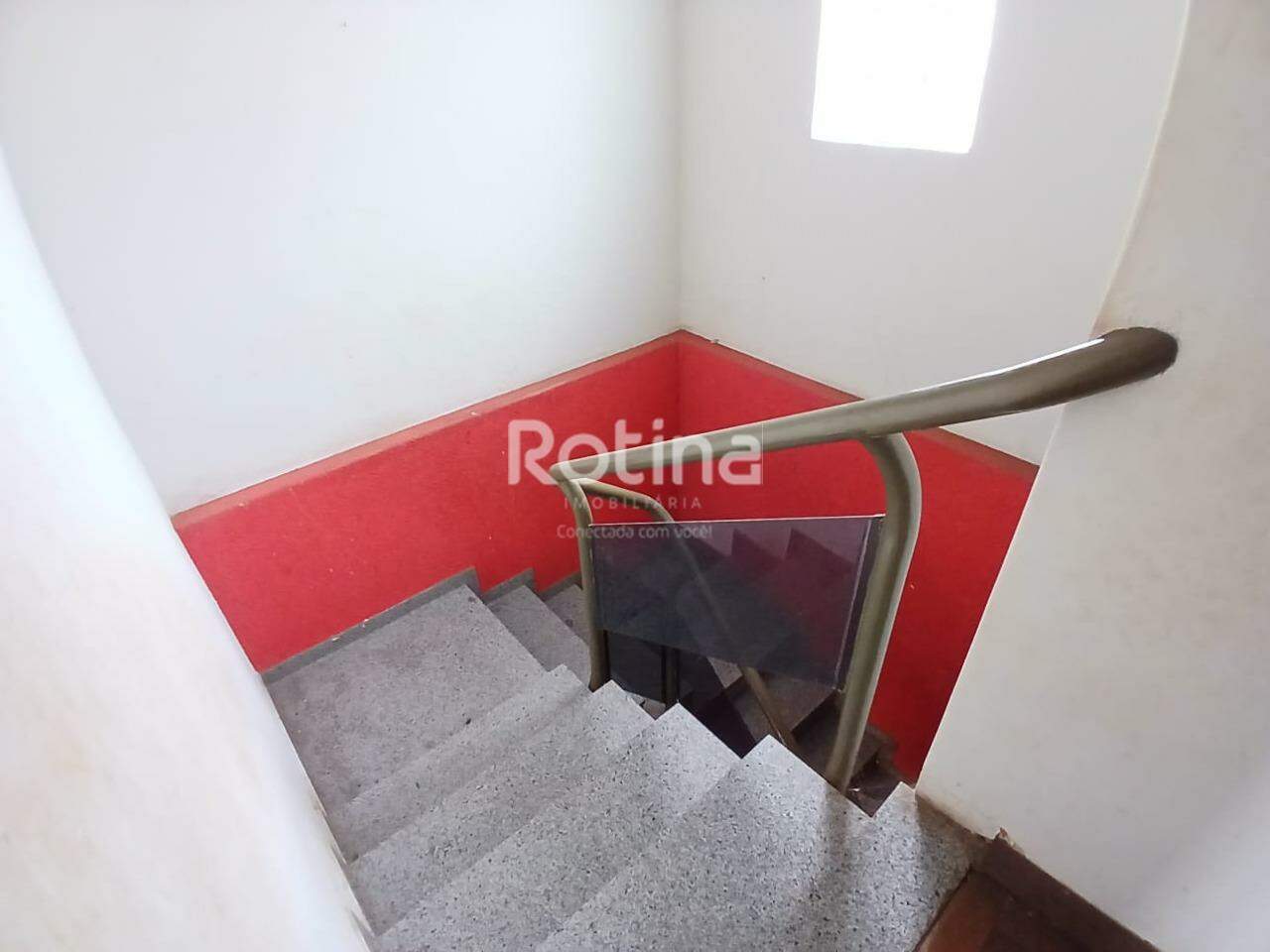 Apartamento para alugar, 3 quartos em Uberlândia no bairro Guarani no valor de R$ 1.750,00 - Rotina Imobiliária: 