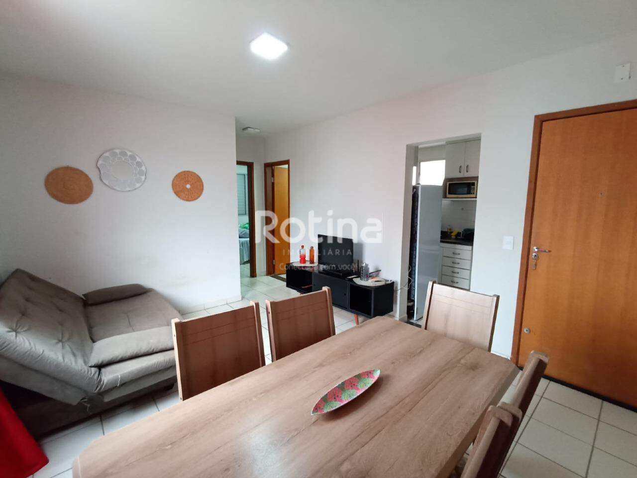Apartamento à venda, 2 quartos em Uberlândia no bairro Chacaras Tubalina e Quartel no valor de R$ 185.000,00 - Rotina Imobiliária: 