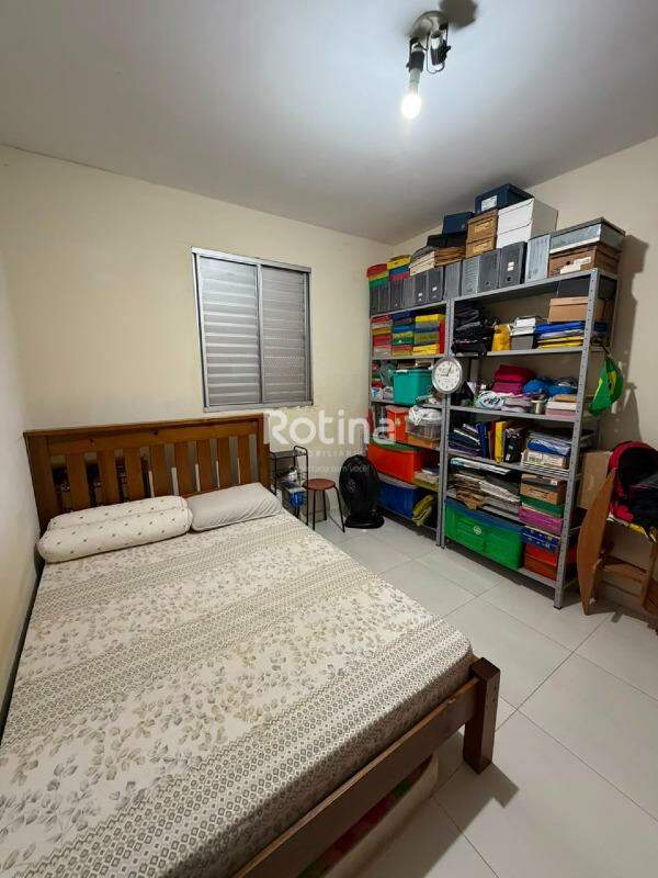 Apartamento à venda, 2 quartos em Uberlândia no bairro Santa Mônica no valor de R$ 280.000,00 - Rotina Imobiliária: 