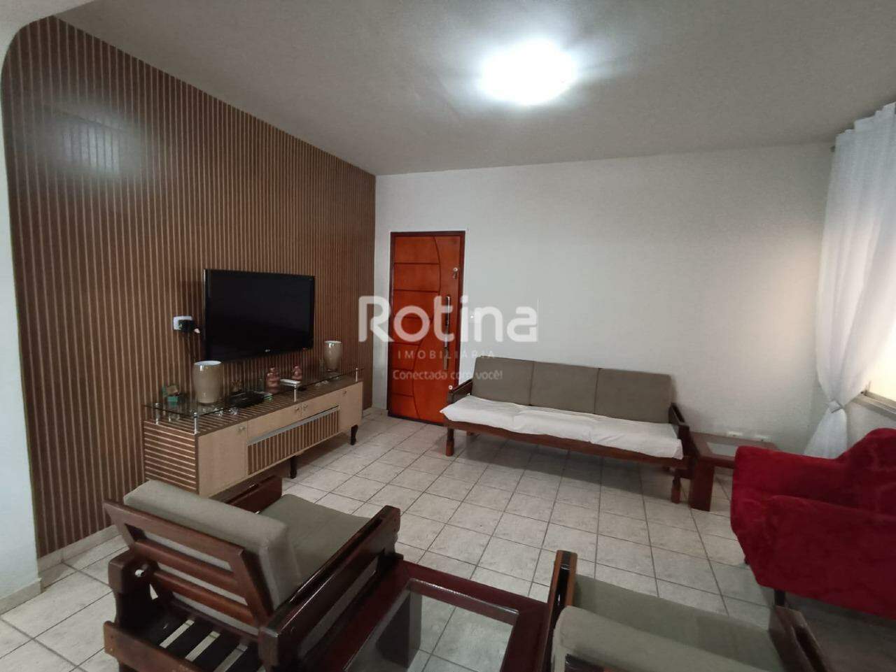 Apartamento à venda, 3 quartos em Uberlândia no bairro Santa Maria no valor de R$ 450.000,00 - Rotina Imobiliária: 