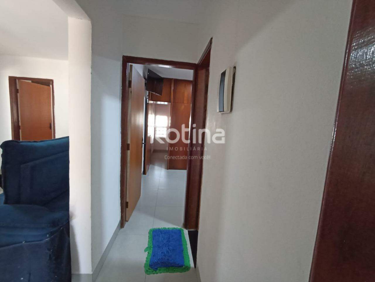 Casa à venda, 3 quartos em Uberlândia no bairro São Jorge no valor de R$ 580.000,00 - Rotina Imobiliária: 