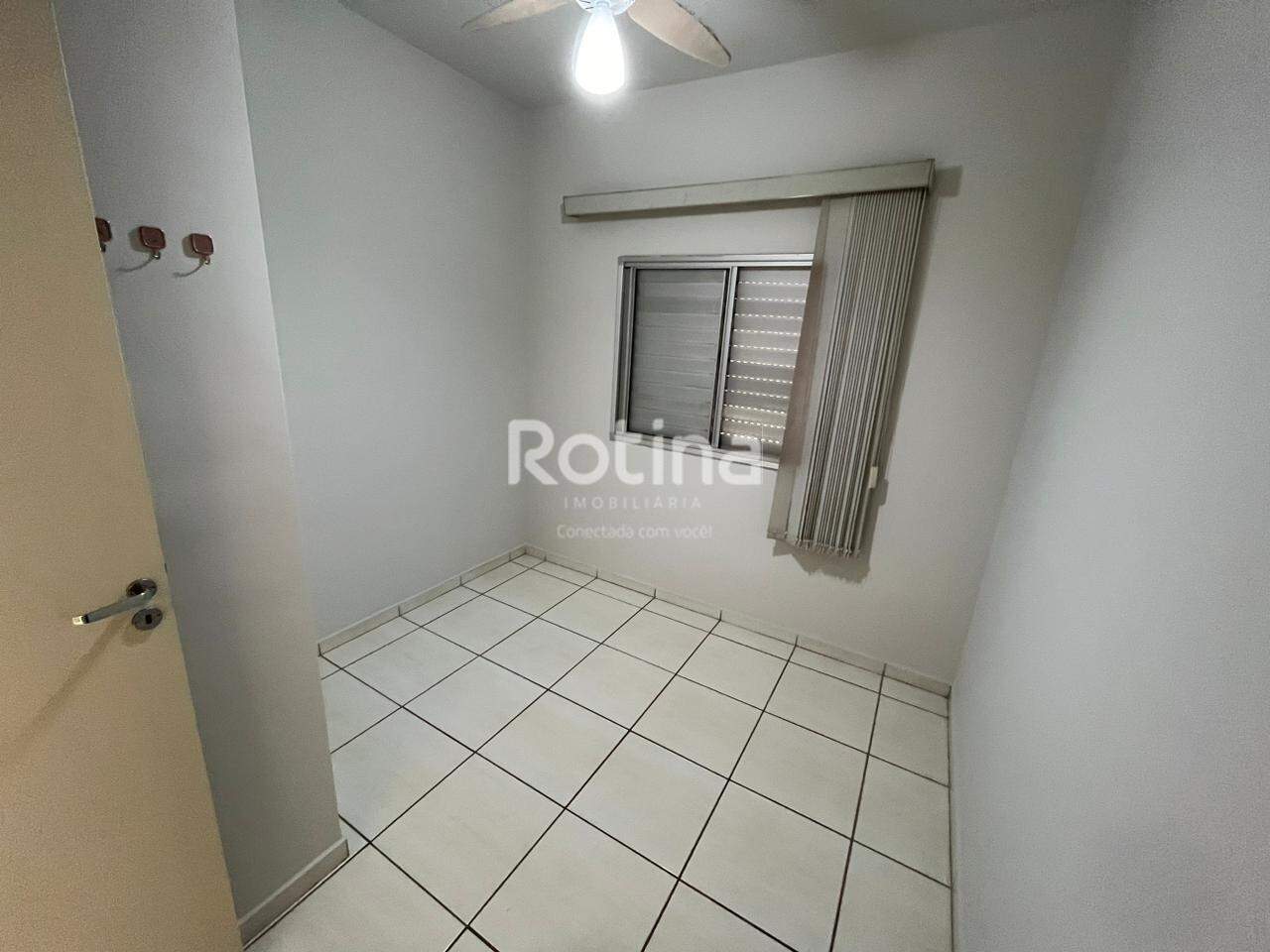 Apartamento à venda, 3 quartos em Uberlândia no bairro Chacaras Tubalina e Quartel no valor de R$ 280.000,00 - Rotina Imobiliária: 