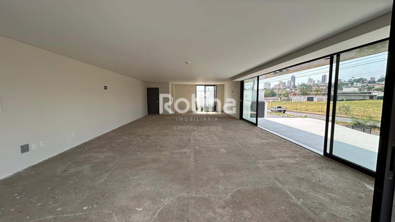 Sala para alugar, em Uberlândia no bairro Morada da Colina no valor de R$ 8.057,70 - Rotina Imobiliária: 