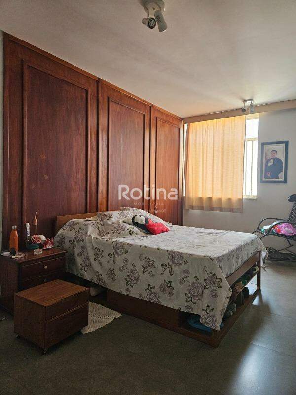 Apartamento à venda, 5 quartos em Uberlândia no bairro Centro no valor de R$ 450.000,00 - Rotina Imobiliária: 