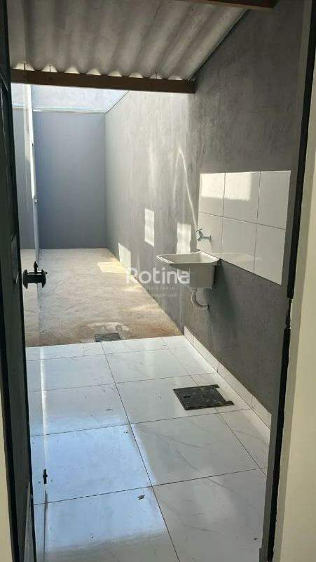 Casa à venda, 2 quartos em Uberlândia no bairro Jardim Canaã no valor de R$ 235.000,00 - Rotina Imobiliária: 