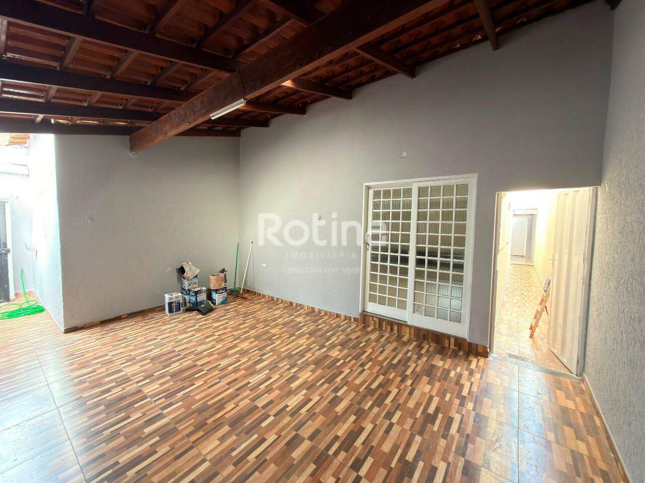 Casa à venda, 3 quartos em Uberlândia no bairro Santa Mônica no valor de R$ 495.000,00 - Rotina Imobiliária: 
