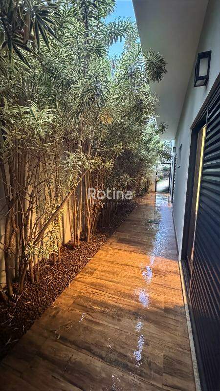 Casa Condomínio Fechado à venda, 3 quartos em Uberlândia no bairro Jardim Sul no valor de R$ 2.850.000,00 - Rotina Imobiliária: 